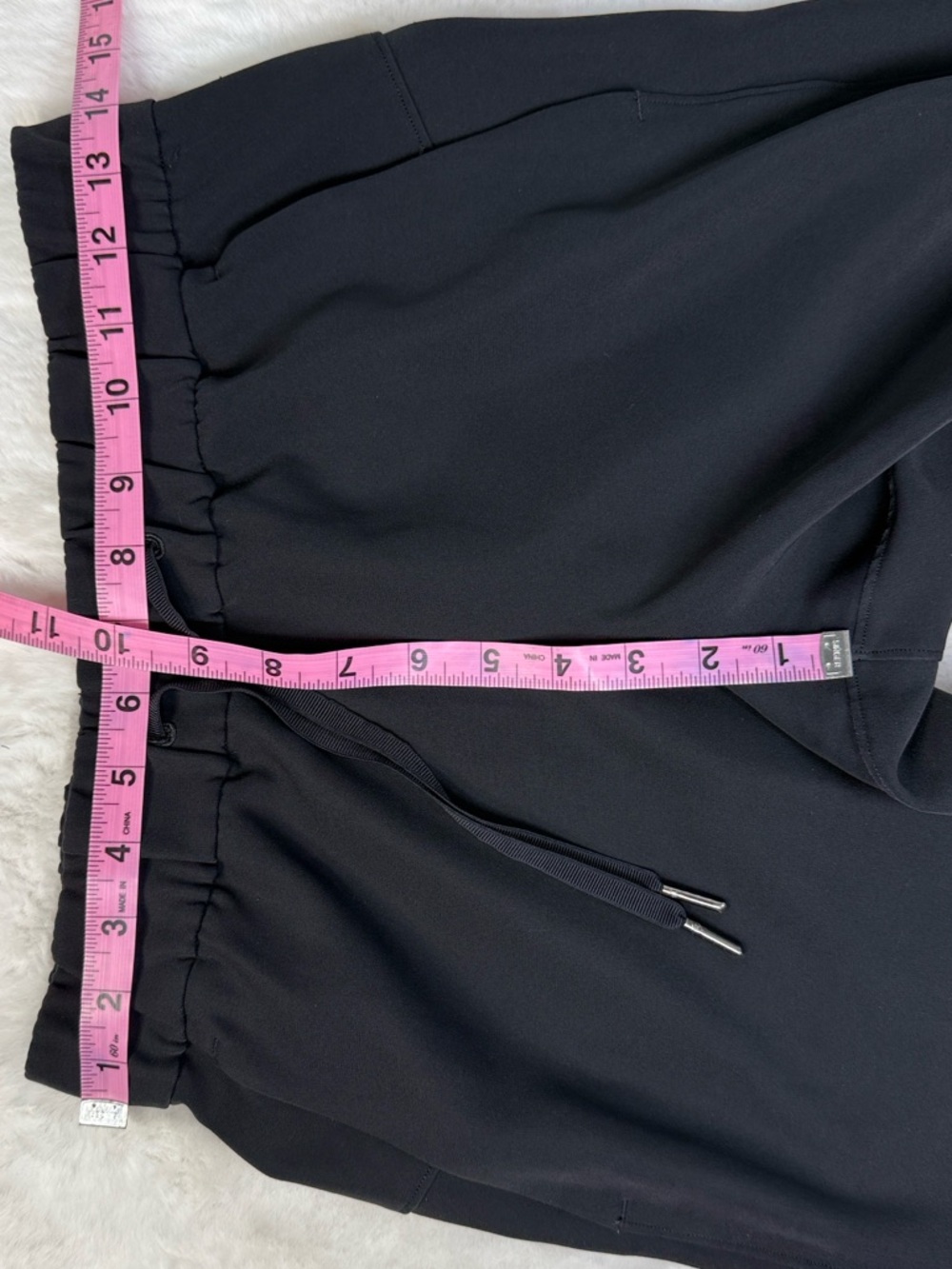 LULULEMON On The Fly Pants Size 4 Black 27” Packable Stretch Elastic Waist Read - Picture 14 of 15